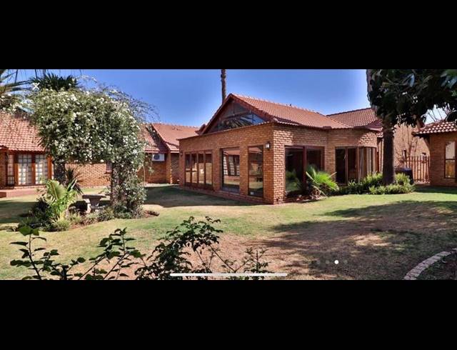 4 BEDROOM HOUSE FOR SALE IN NEW REDRUTH